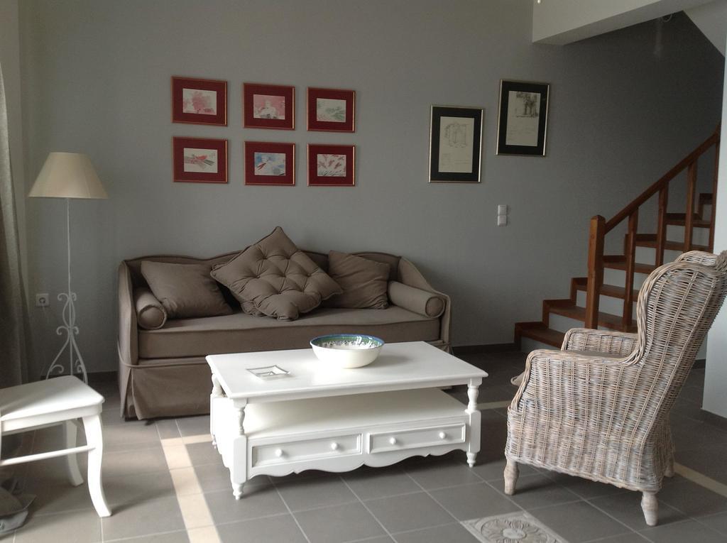 Heliades Maisonettes Mithymna Room photo